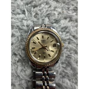 Vintage Timex Quartz Women’s Analog Metal Link Silver & Gold Used Watch